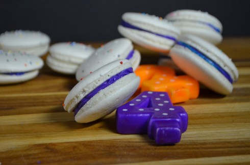 Birthday Cake Macarons with Funfetti Filling