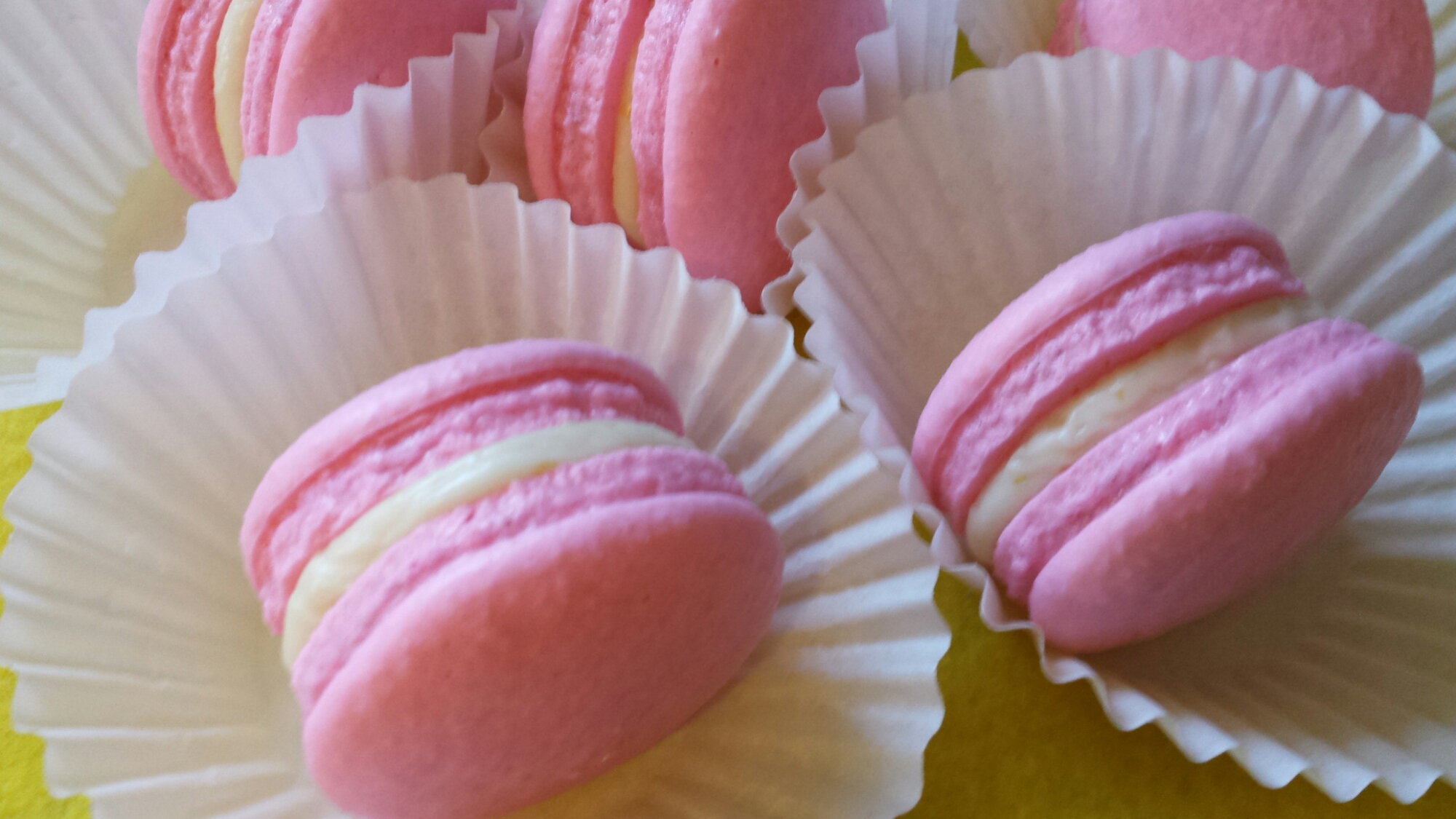 Strawberry Lemonade Macarons