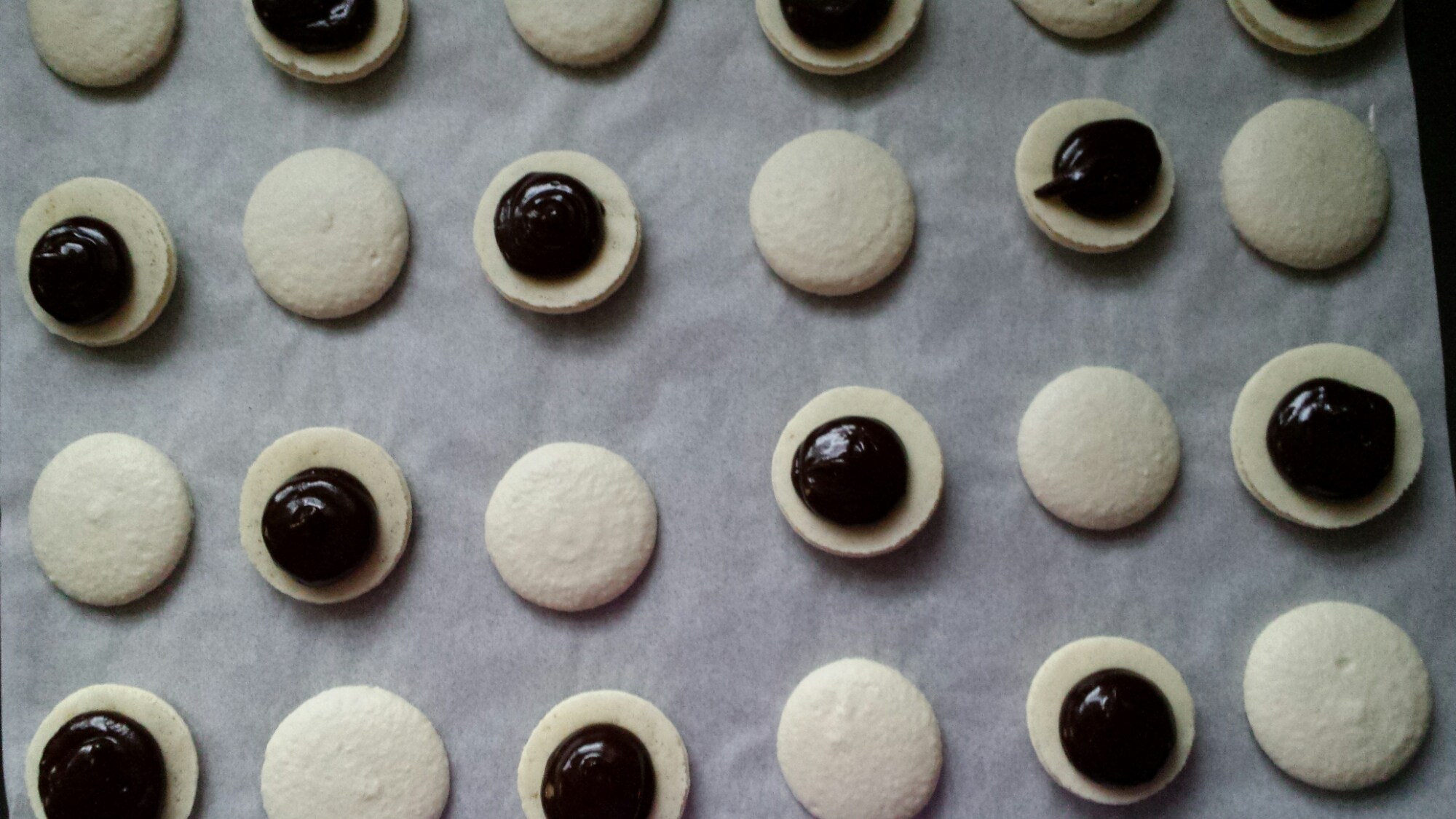 Vanilla Macaron with Chocolate Whiskey Ganache